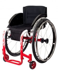 The use of technologically and advanced, built-in air shock means more comfort for you when travelling over bumpy surfaces. It also reduces the risk of damage to the wheelchair